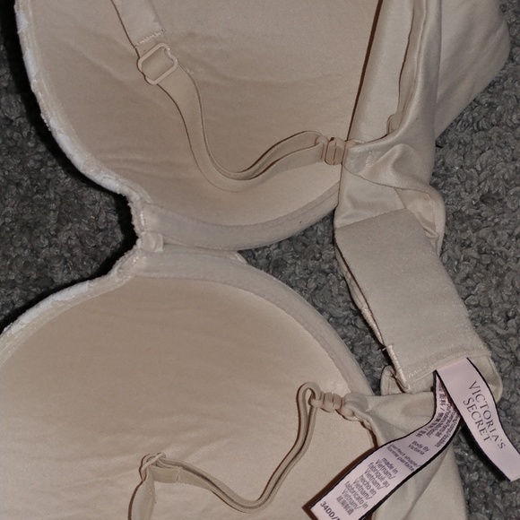 Victoria secret 34DD pair - Picture 2 of 3